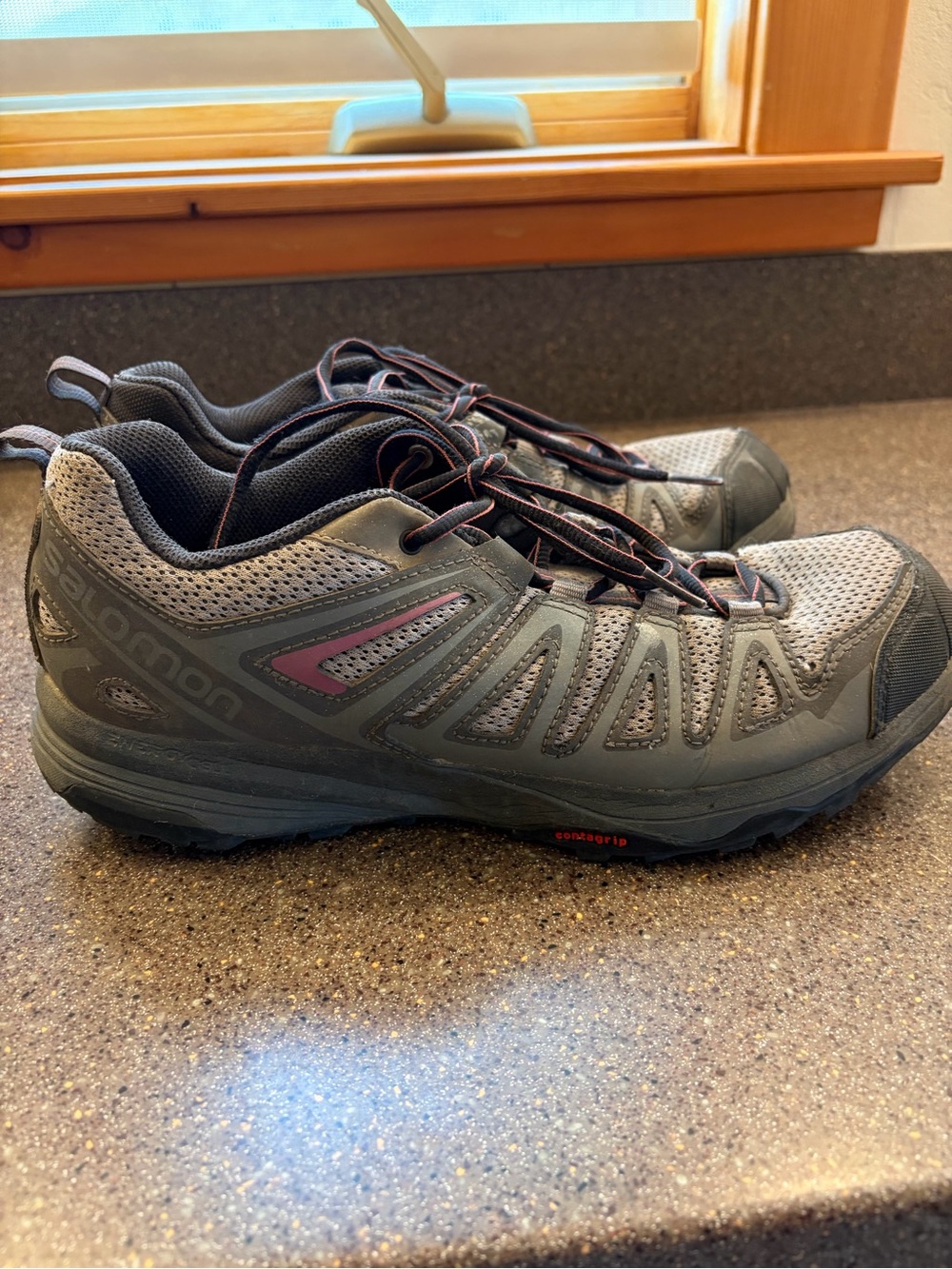 Salomon Women’s Gray and Pink hiking low top shoes